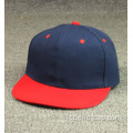 Cappelli Snapback neri personalizzati con logo patch in gomma
